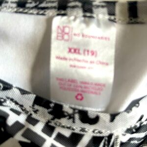 No boundaries black and white magazine shirt